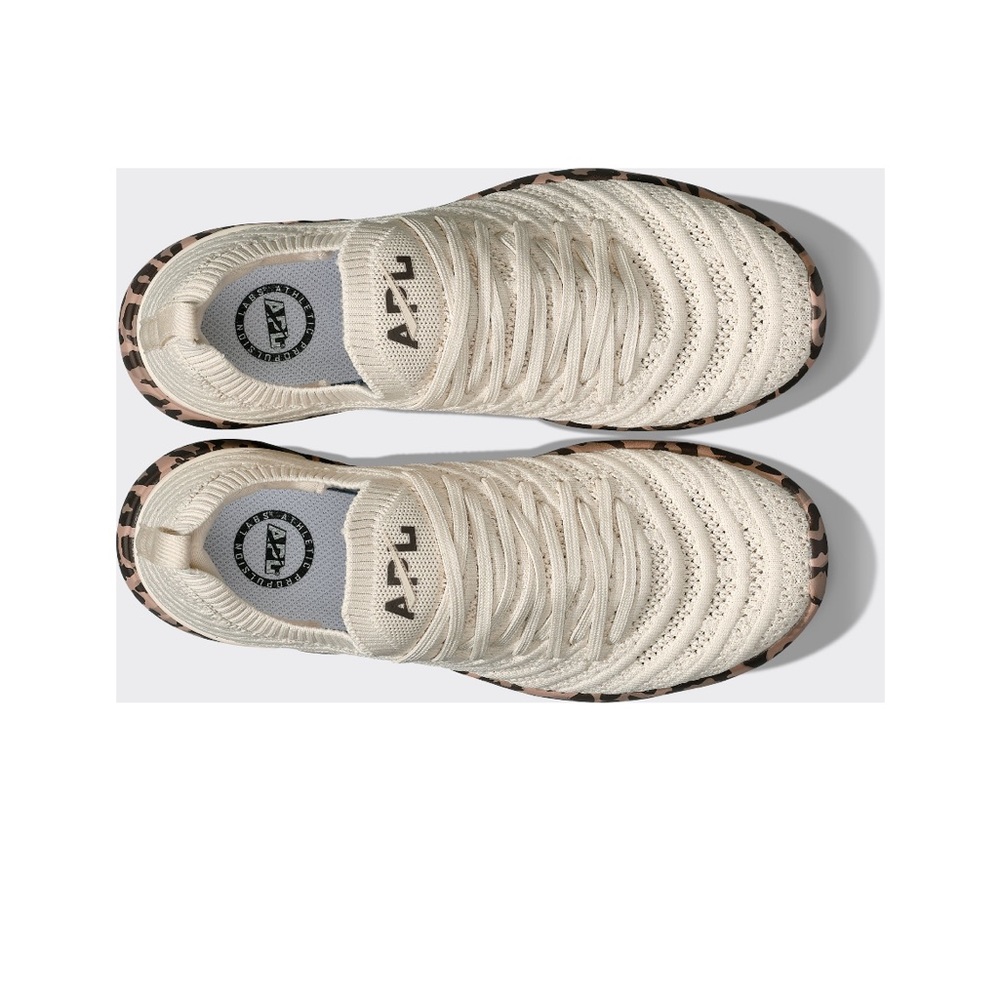 Brand new techloom wave APL sneakers